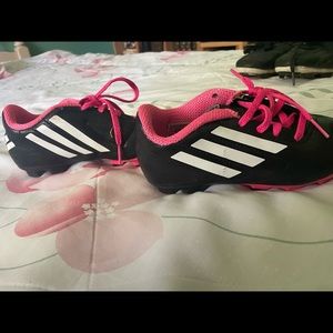 Girls 12.5 pink/black Adidas soccer cleats